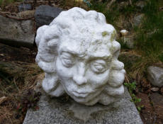 Das Haupt der Medusa [ Marmorfindling ]